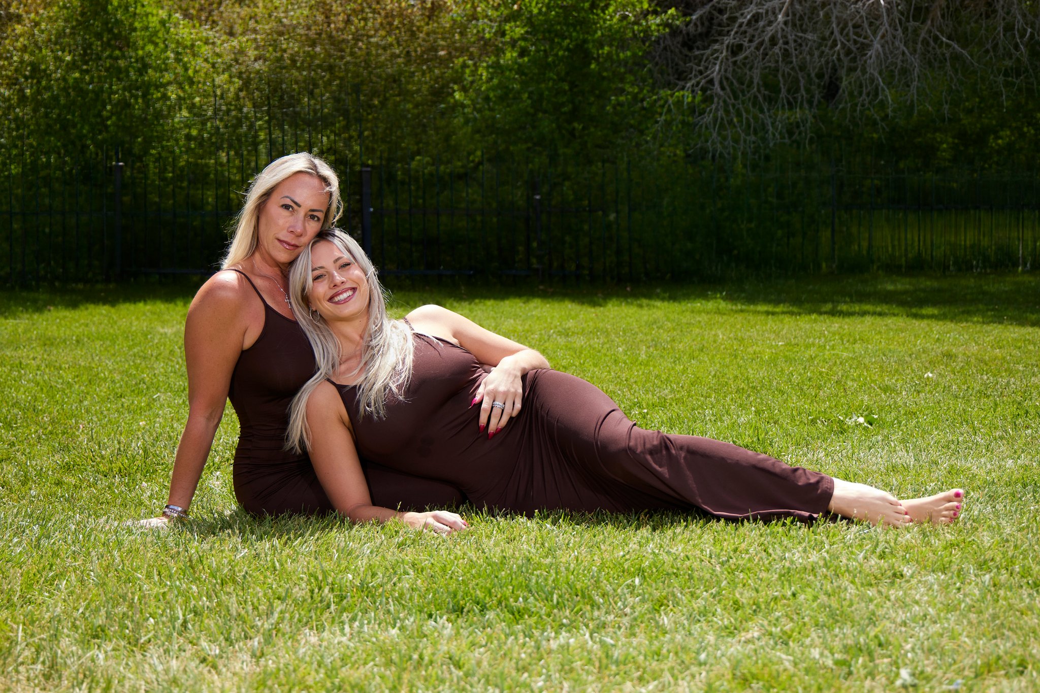 Women friends road trip adventure